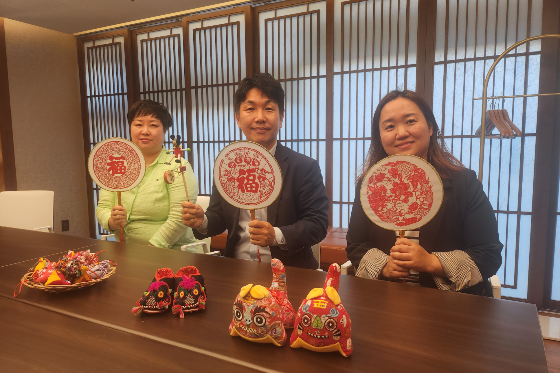 中國(guó)臨沂手造產(chǎn)品走進(jìn)韓國(guó) 傳遞深厚文化情誼